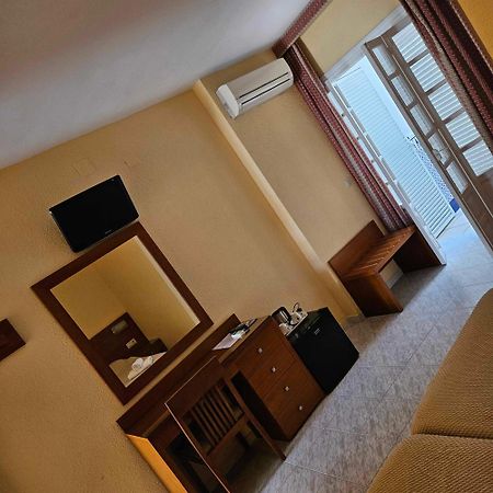 Marazul By Fitzgeralds Hotel Nerja Luaran gambar